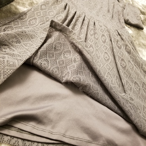 LONDON STYLE COLLECTION💋 3/4 Sleeve Overlay Dress - Picture 2 of 7